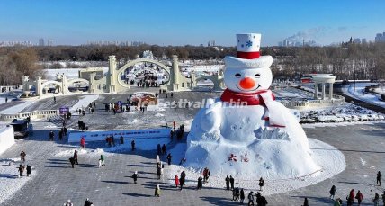 Снежная скульптура в Харбине